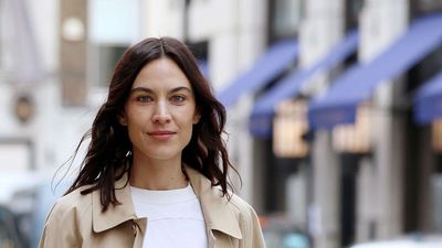 Alexa Chung pulled together timeless style staples to create an outfit we can all emulate this weekend