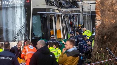 Tram derails in Milan, killing at least one and injuring dozens