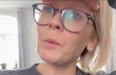 Suzanne Shaw breaks down in tears while revealing split from fiancé Sam Greenfield