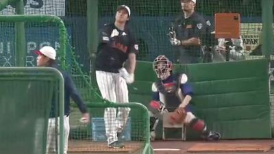 Huge Crowd in Japan Thrilled by Rare Batting Practice Show From Shohei Ohtani