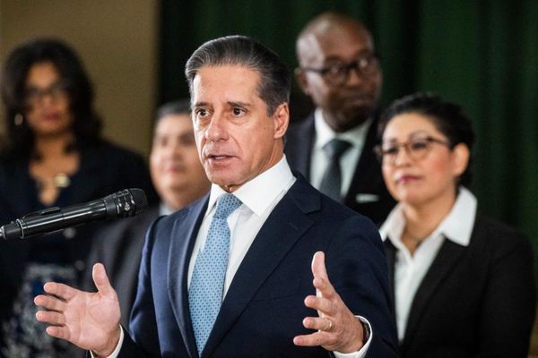 Questions loom over FBI raid of LA superintendent’s home and district office