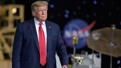 Billionaires tied to Trump outbid Netflix to take over CNN’s parent company, and their vision for the network is making anchors sweat