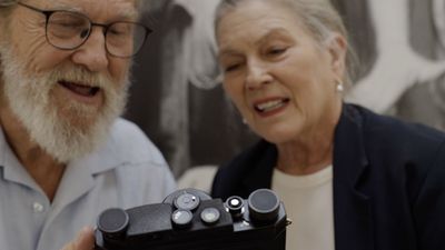 Watch actor Jeff Bridges unbox a retro film camera that hasn’t been made in more than 25 years. These are the first shots from the recreated Wideluxx