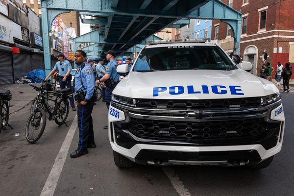 5 white male police officers accuse Philadelphia of denying them promotions due to race and sex, lawsuit says