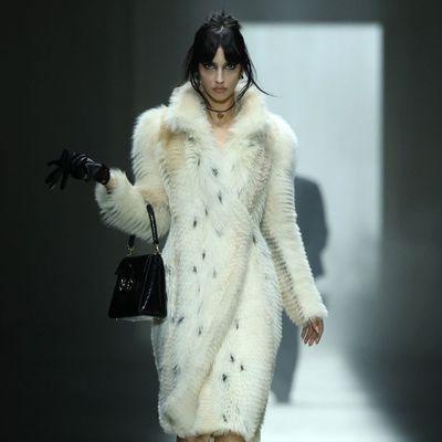 Live From Gucci’s Fall Fashion Show: The First Runway Looks of the Demna Era