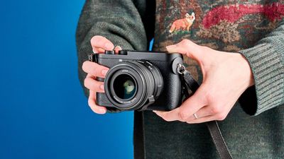 I spent two weeks shooting exclusively in black-and-white with the Leica Q3 Monochrom — and it revealed so many hidden details