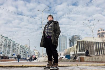 ‘A woman screams from a high balcony: “Help me! I’m freezing to death!”’ – novelist James Meek returns to Kyiv