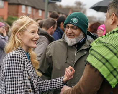 Labour anxiety and accusations after big shift in Muslim vote to Greens
