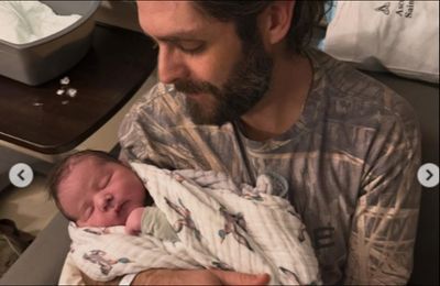 Thomas Rhett is a dad again