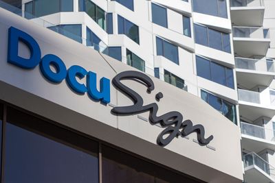Why 1 Analyst Thinks DocuSign Stock Can Gain Over 170% in 2026