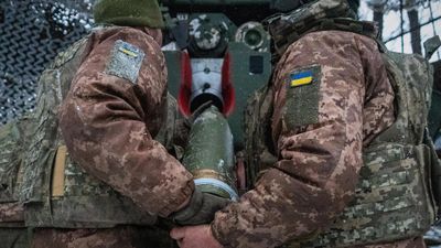 The Ukrainian military unit turning to social media to draw in recruits