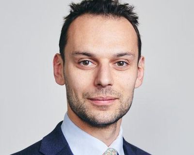 Labour minister Josh Simons resigns after falsely linking journalists to ‘pro-Kremlin’ network