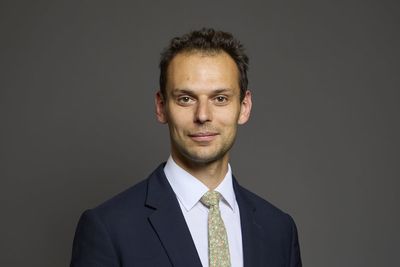 Cabinet Office minister Josh Simons resigns over Labour Together ‘distraction’