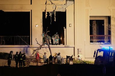 Damage to Dubai hotel revealed in photos after Iran missile attacks and explosion