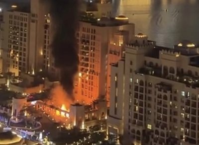 (VIDEO) Dubai Hotel Attacked: Iranian Missile Strikes Damage Dubai's Iconic Hotels
