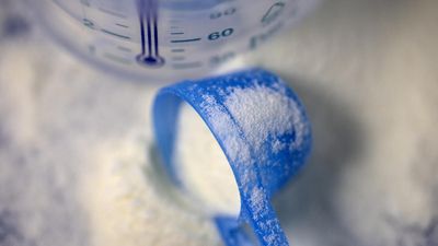EU steps up border checks on baby milk ingredient from China