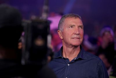 Graeme Souness describes hearing explosions while trapped in Middle East