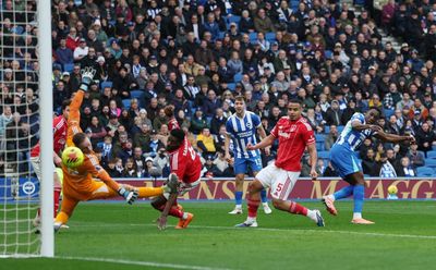 Welbeck lifts Brighton to pile pressure on Nottingham Forest and Vítor Pereira