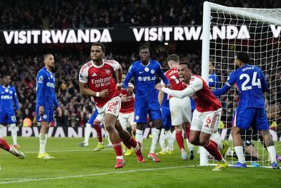 Jurrien Timber hands Arsenal crucial win over 10-man Chelsea