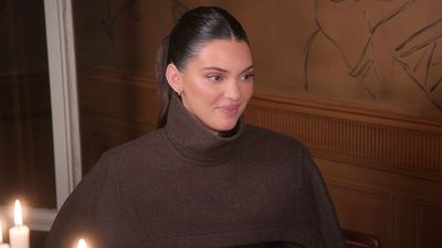 The Shade Some Of The Other Kardashians Give Kendall Jenner Over Her Fashion Choices