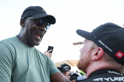 Tyler Reddick channels Michael Jordan with first three-peat