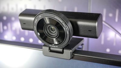 I tested Razer’s new Kiyo V2 webcam and it delivers impressive 4K visuals with one major catch
