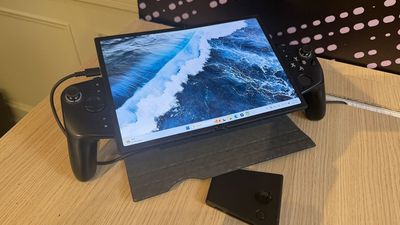 This folding laptop turns into a handheld gaming device – and I need one in my life