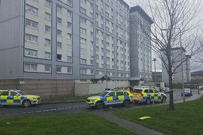 Public warned to avoid parts of Edinburgh after reports of man with weapons