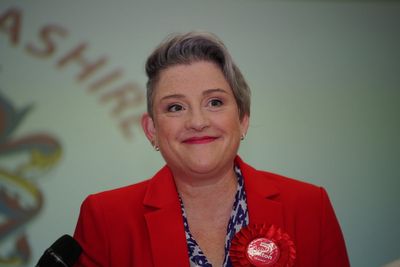 Health minister resigns as she undergoes breast cancer treatment