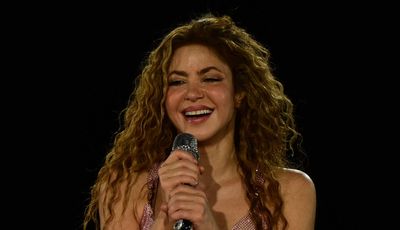 Shakira Breaks the Zócalo Attendance Record as 400,000 Howled and Sang at a Historic Free Concert in Mexico City