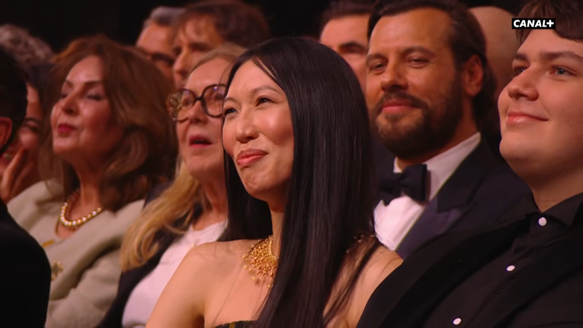 Who Is Jim Carrey's Girlfriend, Min Ah? Alleged Age,…
