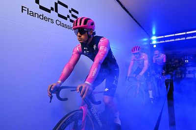 'Without him, I think I'd still be somewhere in Belgium' – lost British pro returned to race by fan at Omloop Nieuwsblad