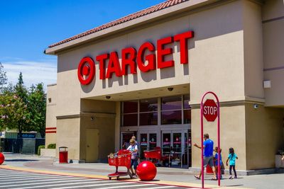 Man used seasoning packets to steal over $40k worth of goods from Target, cops say