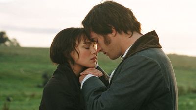 That Time The Pride And Prejudice Cast Woke Up At 3 AM To Watch The Epic Makeout Between Keira Knightley And Matthew MacFayden