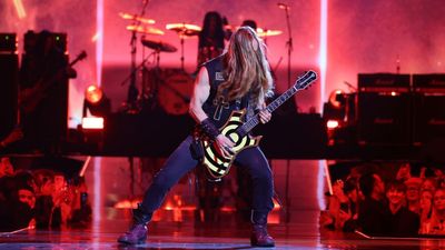 Zakk Wylde leads all-star Ozzy Osbourne tribute at the BRIT Awards – with the help of Robert Trujillo and Robbie Williams