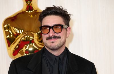 Marcus Mumford relies on coffee and nicotine since giving up alcohol