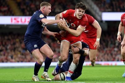 Eddie James says Wales ready to ‘have a go’ at rampant Ireland