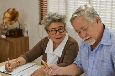 Stop Paying for Tax Prep: The 2026 Free File Options for Seniors