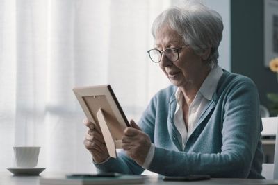 Lost Your Spouse Recently? The 7 Money Moves That Protect You in the First 90 Days