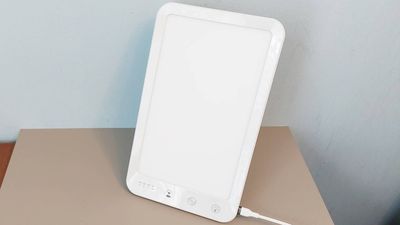 Osalis Daylight Therapy Lamp review: bright lights, easy controls and a budget-friendly price