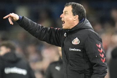 Regis Le Bris targeting high finish for Sunderland after victory at Leeds