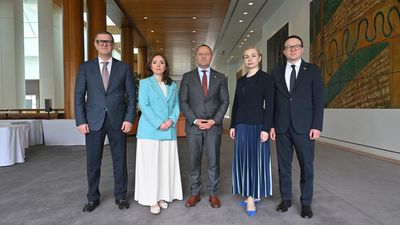 Ukraine MPs urge Australian help for rebuilding efforts