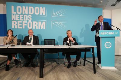 Former Labour councillors join Reform UK