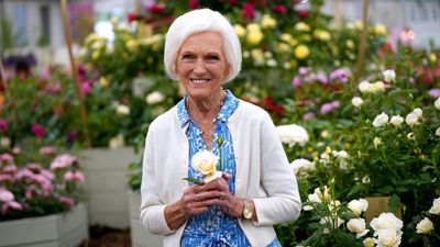 Mary Berry reveals poignant reason she always has her phone with her when she's gardening