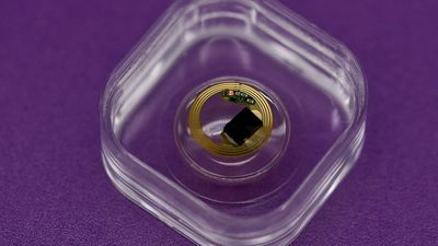Forget smart glasses, I saw the future of smart contact lenses — and they're coming sooner than you think