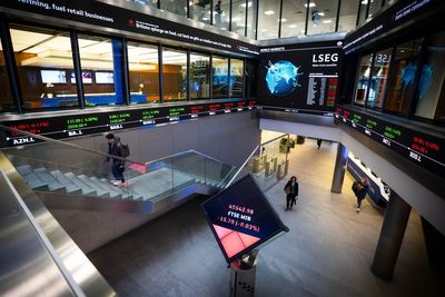 Stocks recoup some lost ground as oil price cools