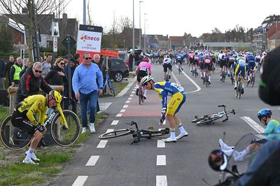 Cobbled Classics take their toll as crashes and injuries mount – Pro cycling injury list 2026