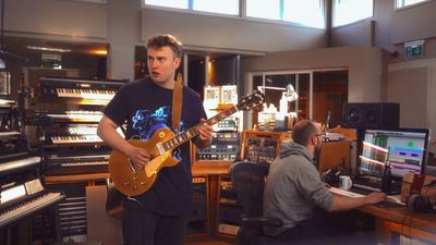 “Every time I play a Les Paul or anything I just wanna do, like, AC/DC”: Sam Fender releases behind-the-scenes footage of him working on a guitar part for Rein Me In, his hit single with Olivia Dean