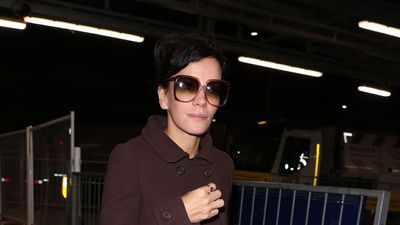 Forget hoodies and tracksuits – Lily Allen's travel outfit will ensure you look first class