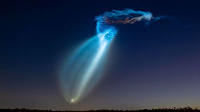 SpaceX Starlink launch creates gorgeous 'jellyfish' in predawn Florida skies (video, photos)